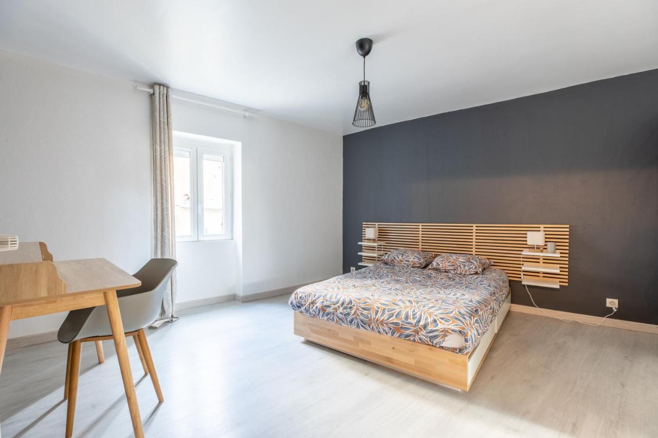 Cosy T2 Renove, Proche Centre-Ville-Fibre/Netflix Montluçon Dış mekan fotoğraf